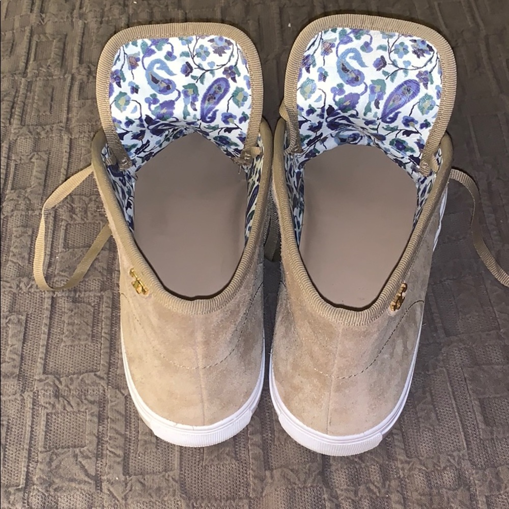 AUTHENTIC TORY BURCH SUEDE SNEAKERS - Picture 5 of 6